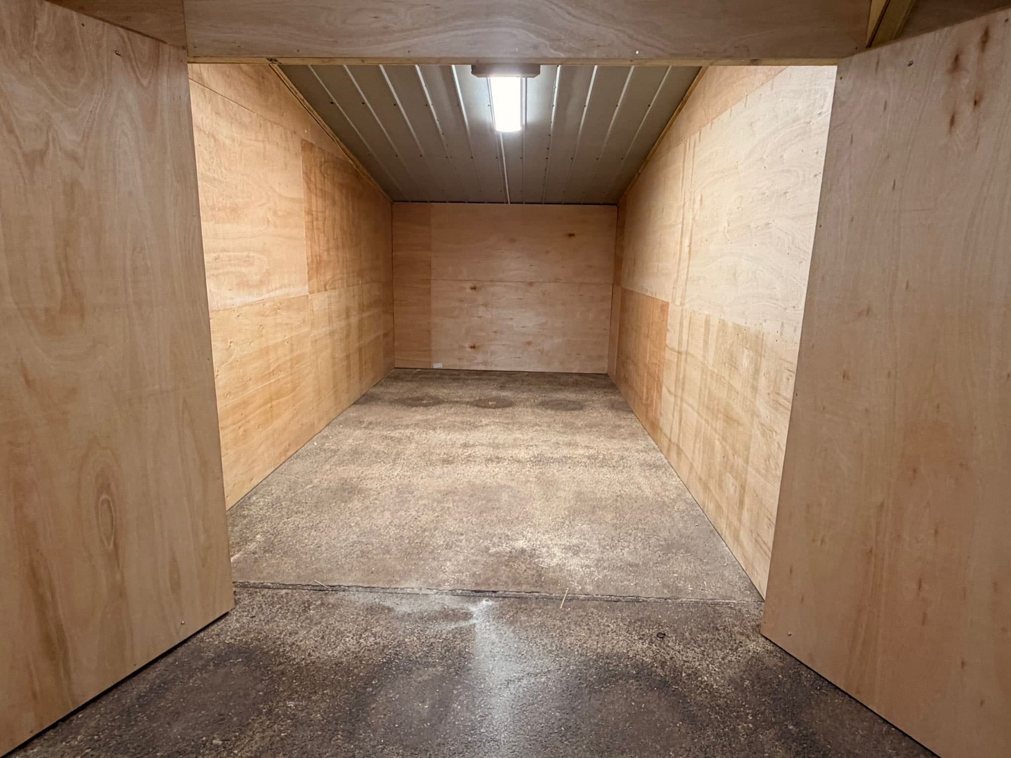Single Bay interior at Stour Spaces, Stour Provost